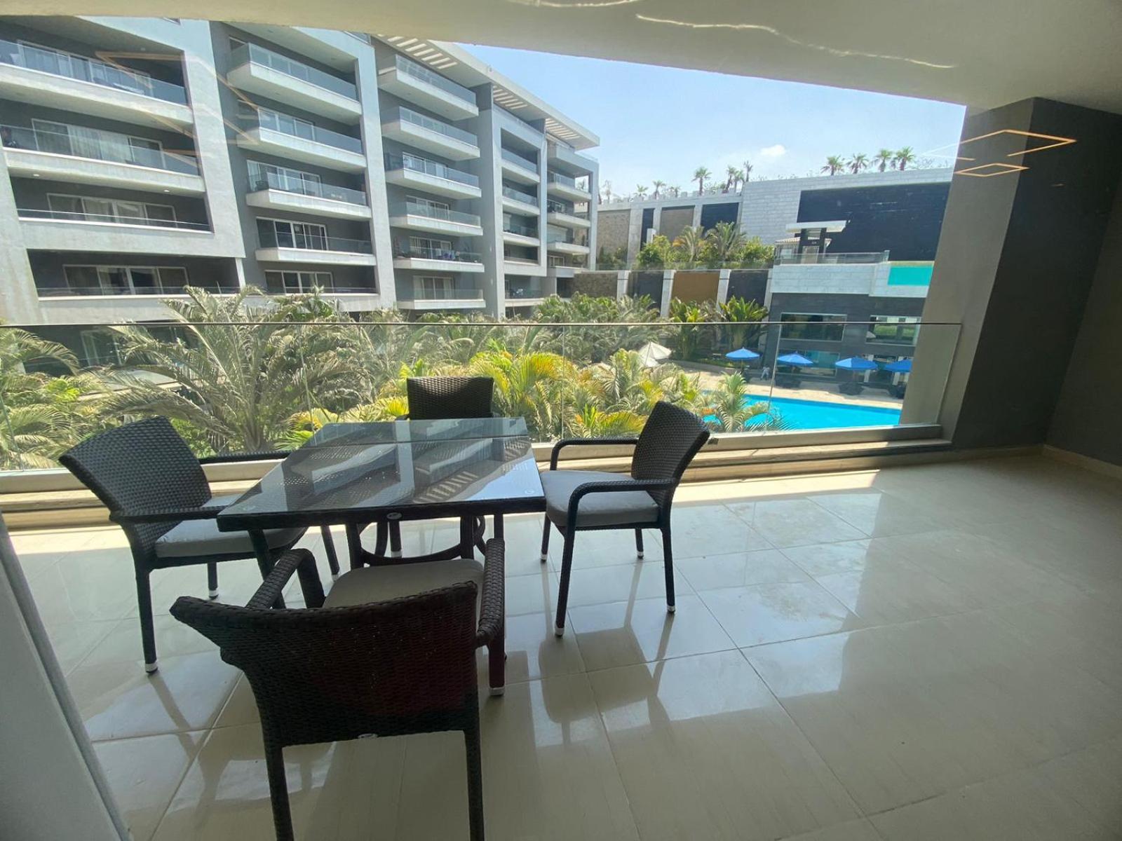 Appartamento Luxury 3br Pool View Near Airport!