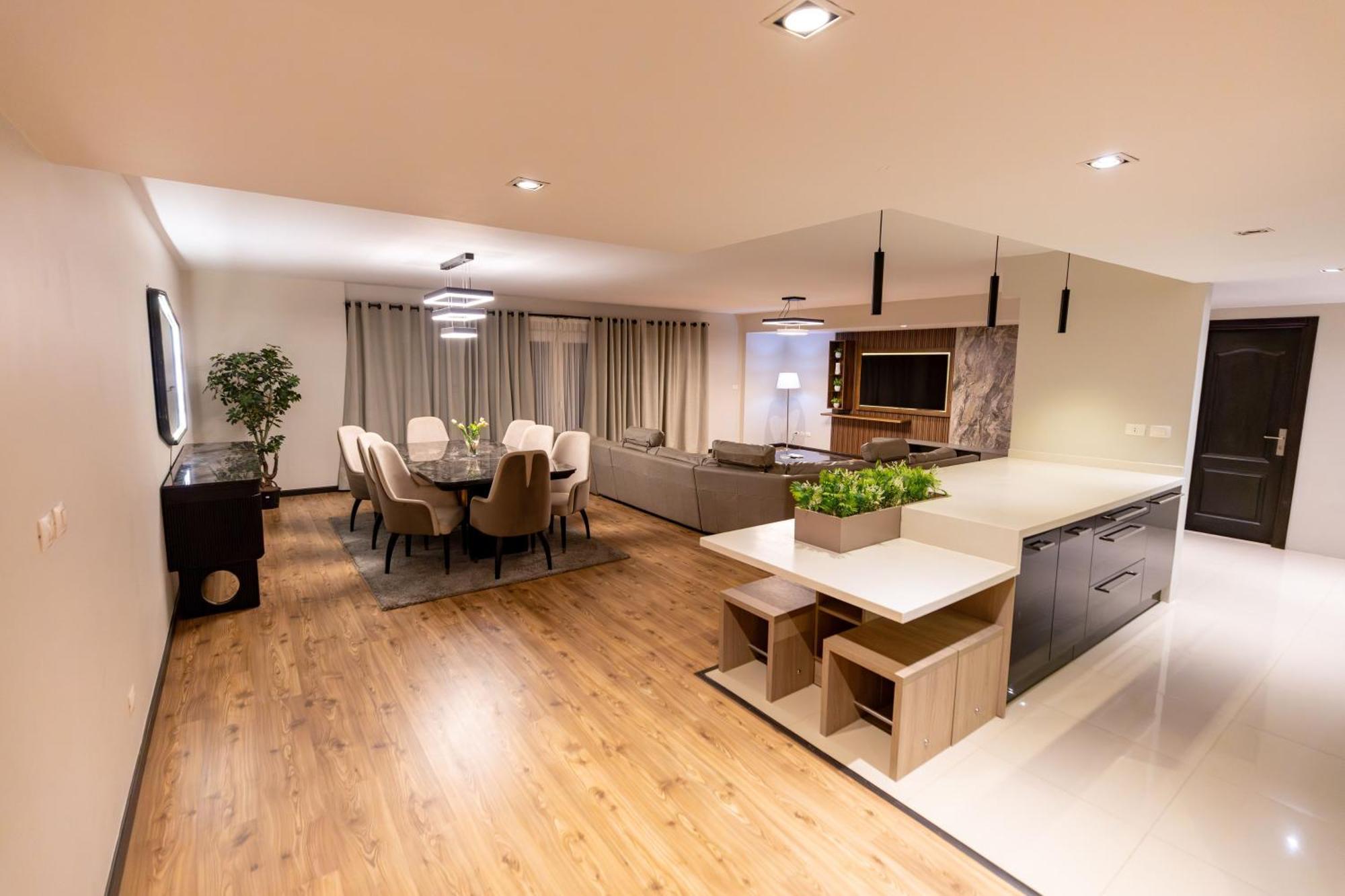 Luxury 3br Pool View Near Airport! * Le Caire
