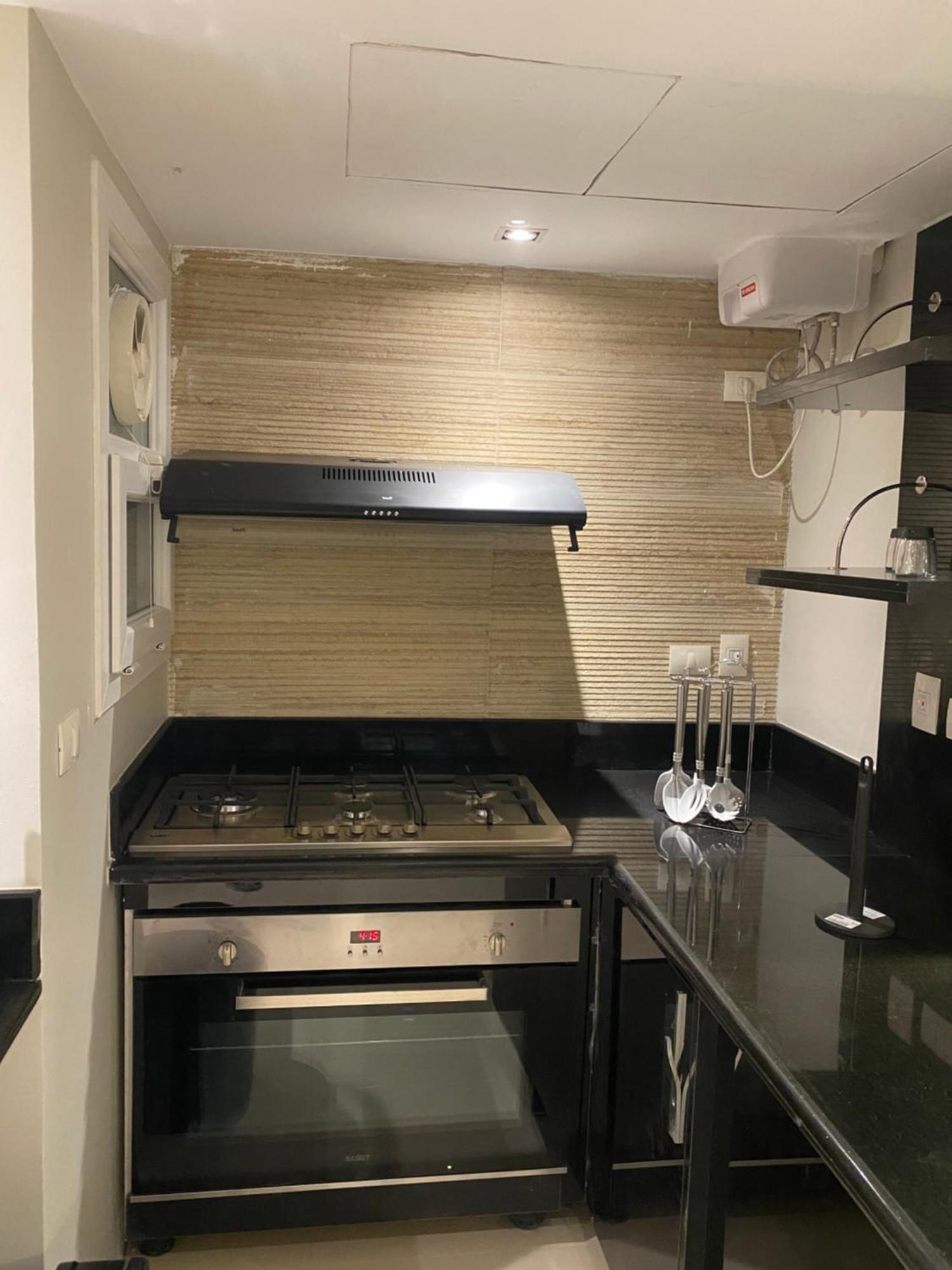 Luxury 3br Pool View Near Airport! Cairo