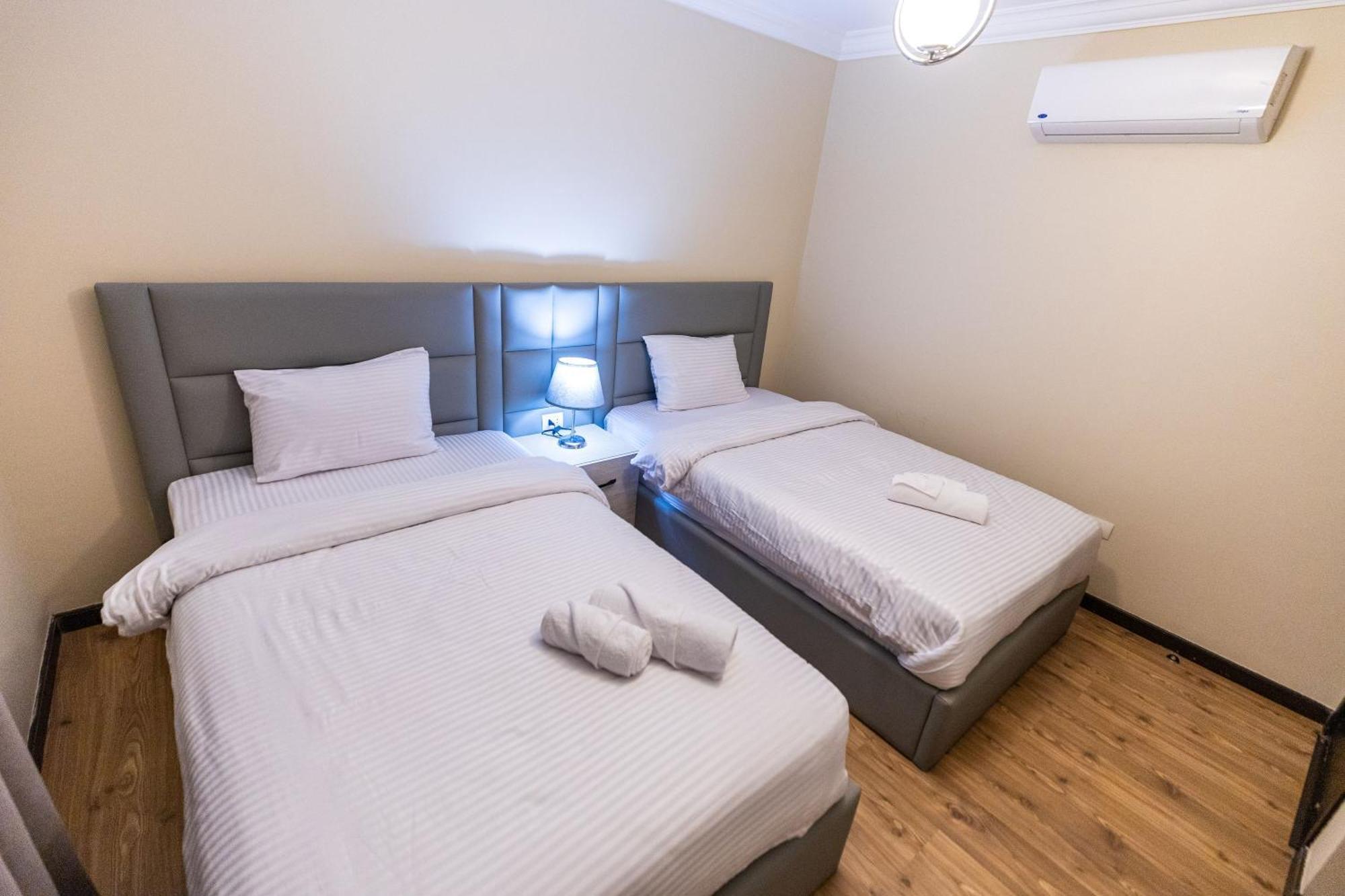 Luxury 3br Pool View Near Airport! Apartment Cairo